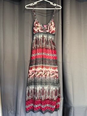 She's Cool Red and Gray Paisley-Stripe Maxi Dress